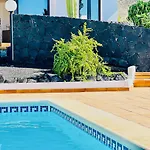 Canaryislandshost I Marquesa * Famara