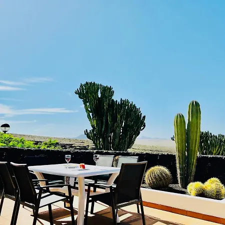 Canaryislandshost I Marquesa *