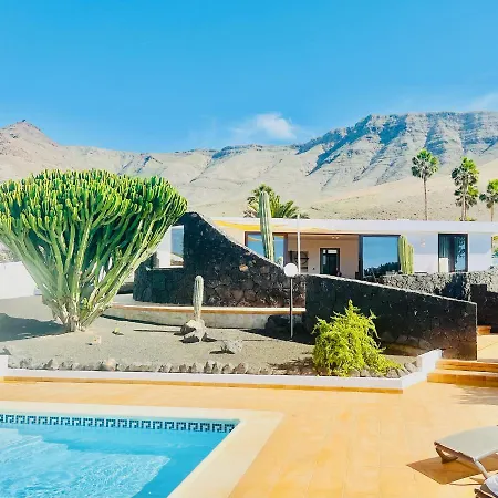 Canaryislandshost I Marquesa *