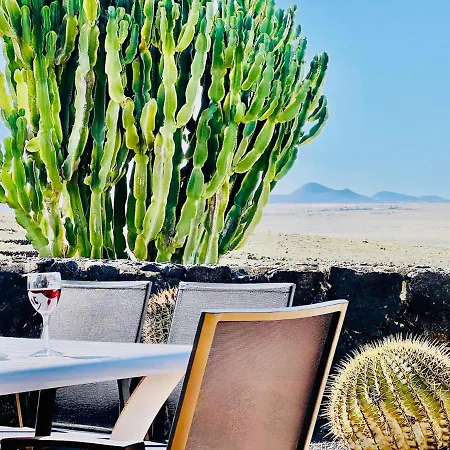 Canaryislandshost I Marquesa